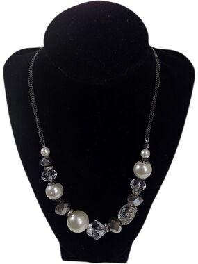 Classic Pearl and Crystal Mixed Bead Statement Necklace 16 Inch